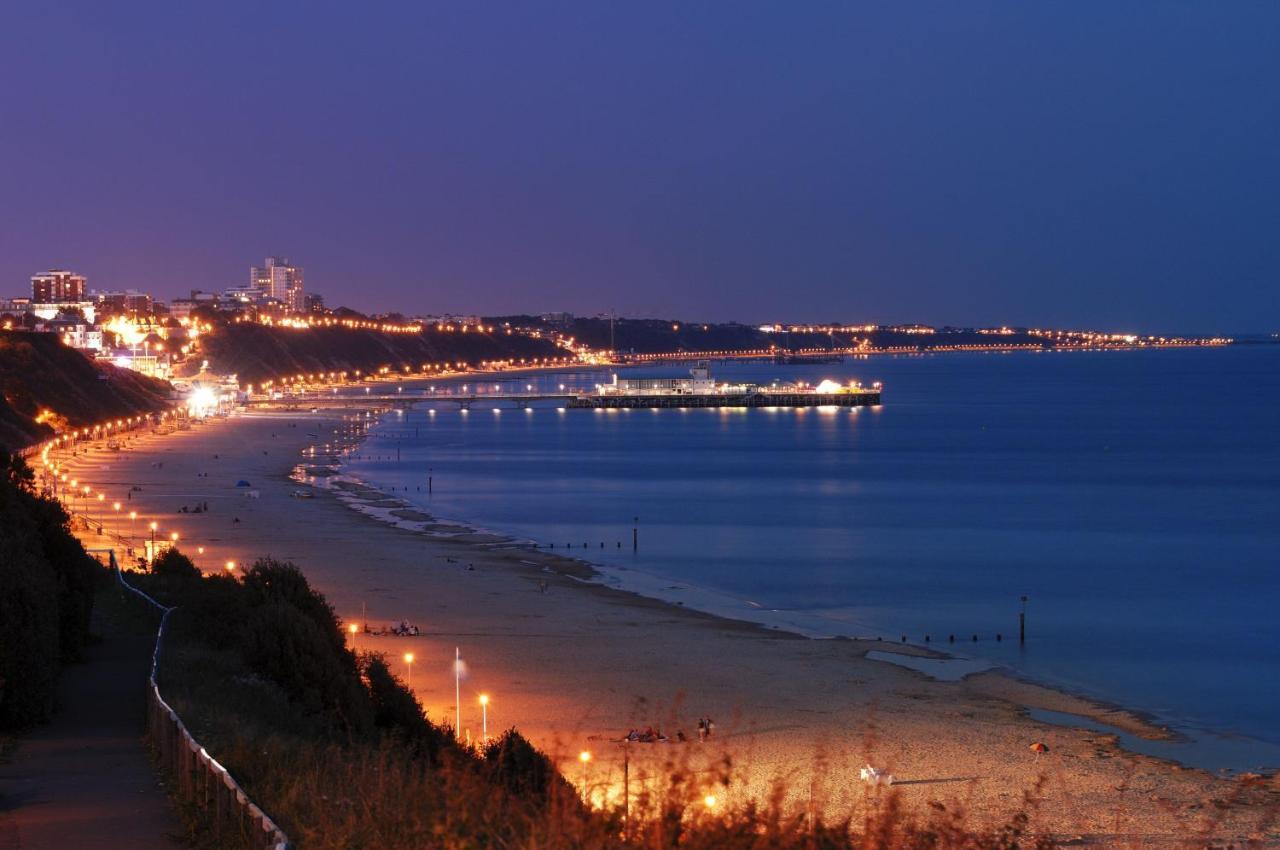 Superb 1 Bedroom Stylish App 1St Fl Sleeps 2 + 2 Bournemouth Buitenkant foto